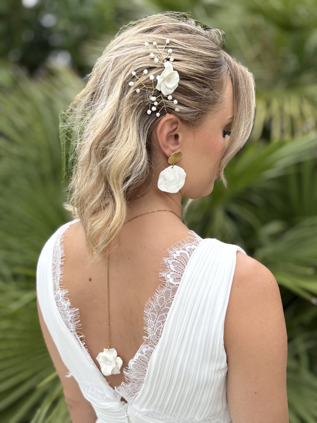 COLLIER BIANCA AVEC CHAINE DE DOS – Image 6